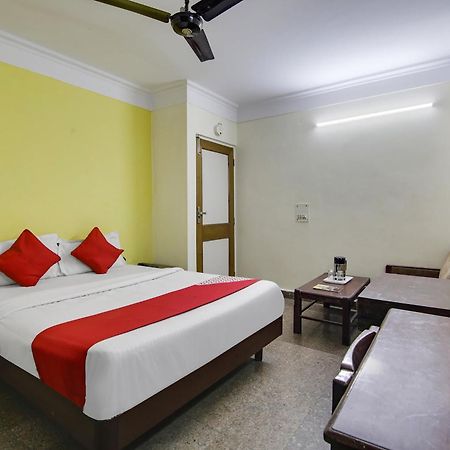 Hotel O Sunshine Palace Dillí Exteriér fotografie