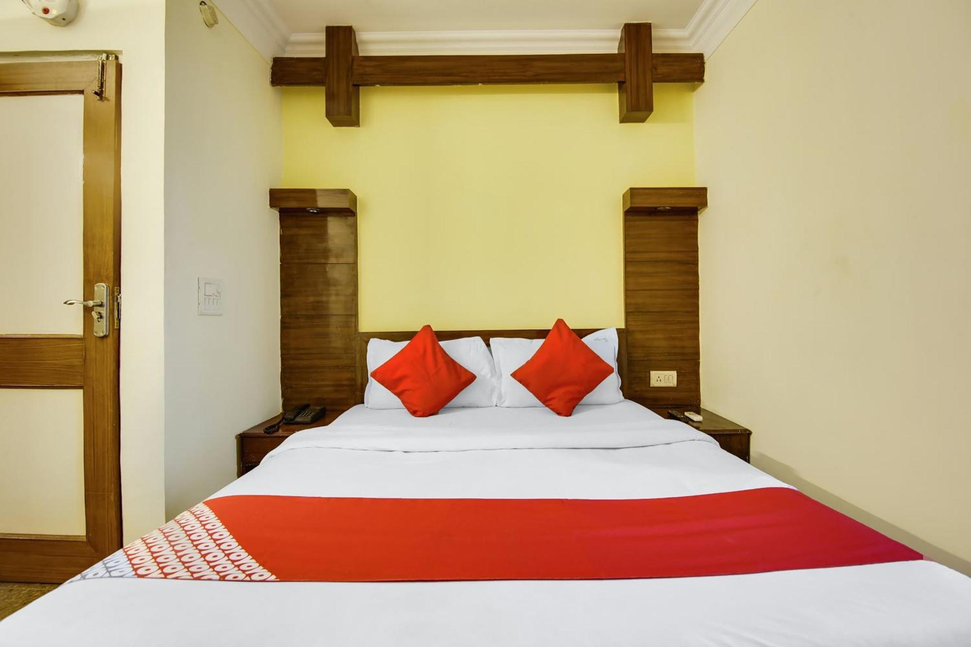 Hotel O Sunshine Palace Dillí Exteriér fotografie